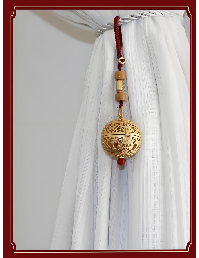 Ancient Chinese Aroma Pendant